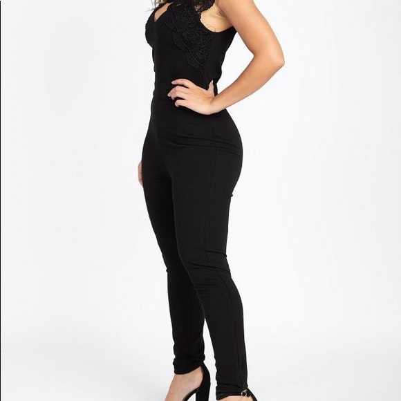 🌸 Lace Cutout Jumpsuit - Picture 2 of 4